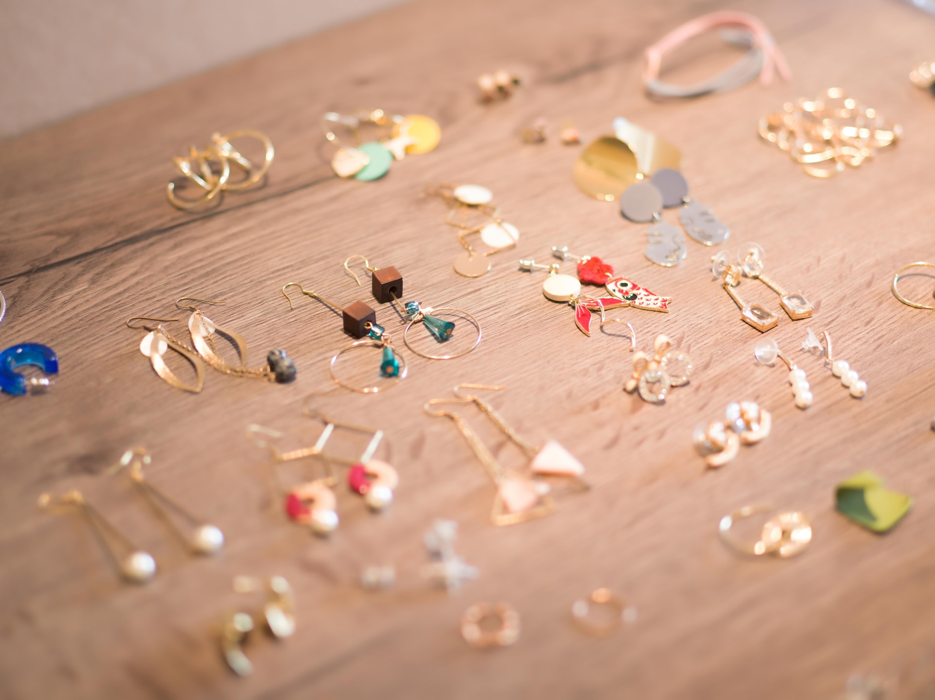 Spotlight on. What are the Benefits of Handmade Jewellery in the UK Buy Britain